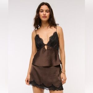 Abercrombie & Fitch Ultra High Rise Lace & Satin Mini Skort, Brown, Size Small